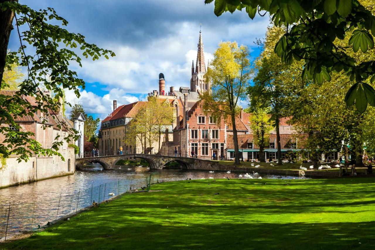 Hotel Aragon Bruges Exterior photo